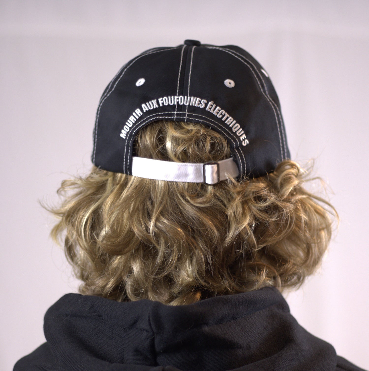 "Mourir aux Foufounes Électriques"